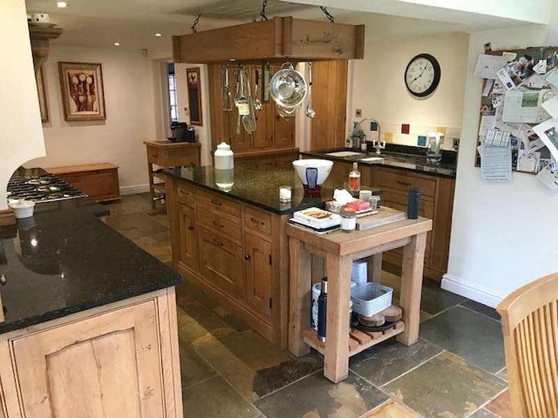 Traditional Country Style Oak & Solid Birch Kitchen & Dresser & Island